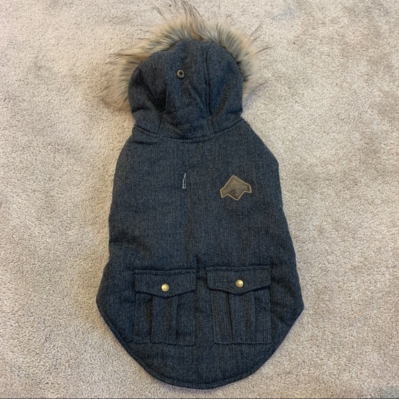 Cozy Charcoal Dog Jacket with Faux Fur Trim - Picture 2 of 12